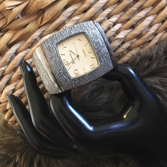Ladies Geneva Platinum black chrome cuff watch - Picture 1 of 10